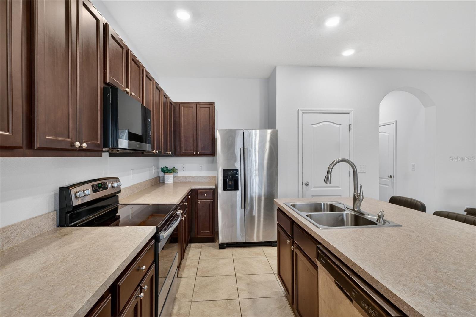 Image 24 of 63 For 200 Feltrim Reserve Boulevard