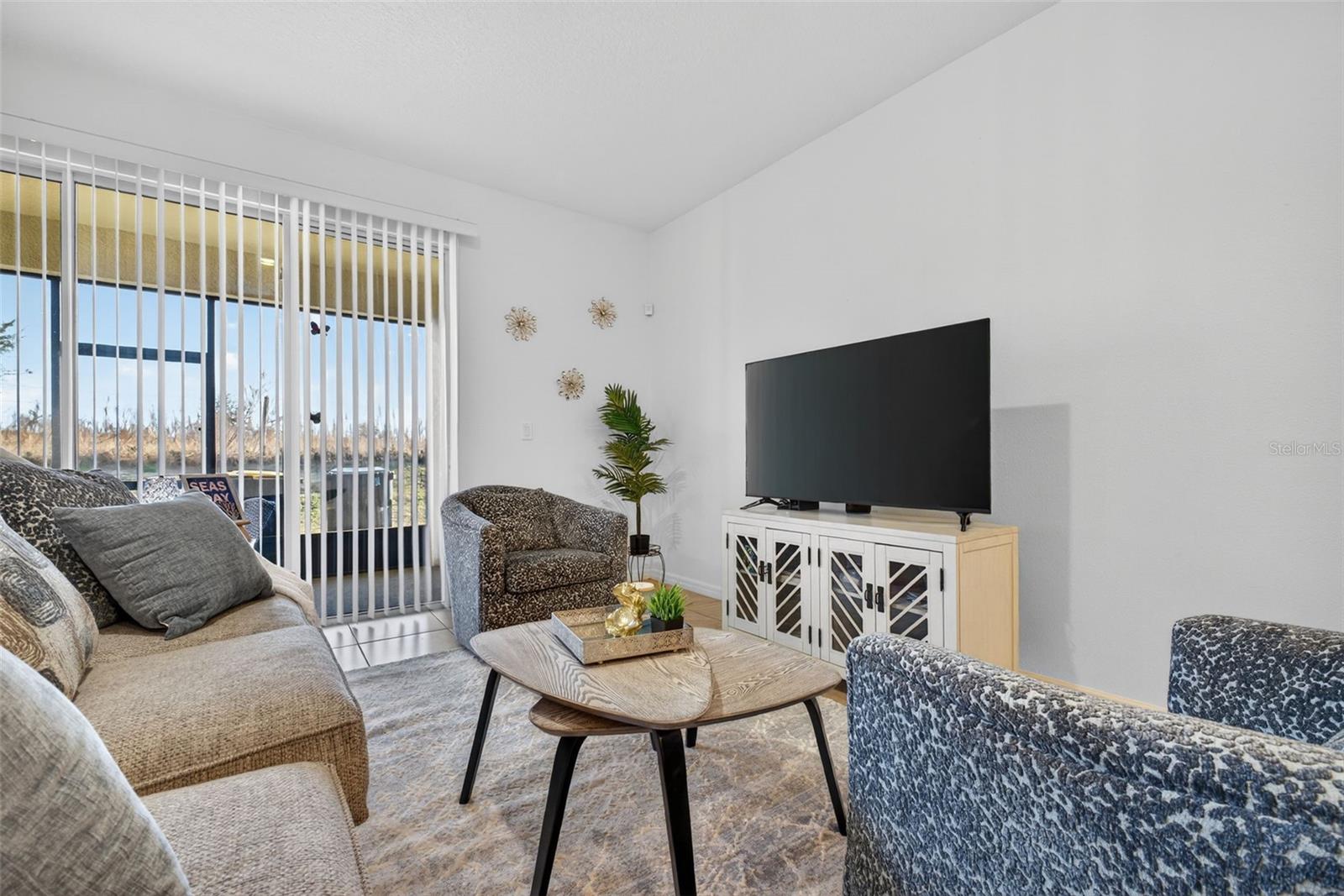 Image 27 of 63 For 200 Feltrim Reserve Boulevard