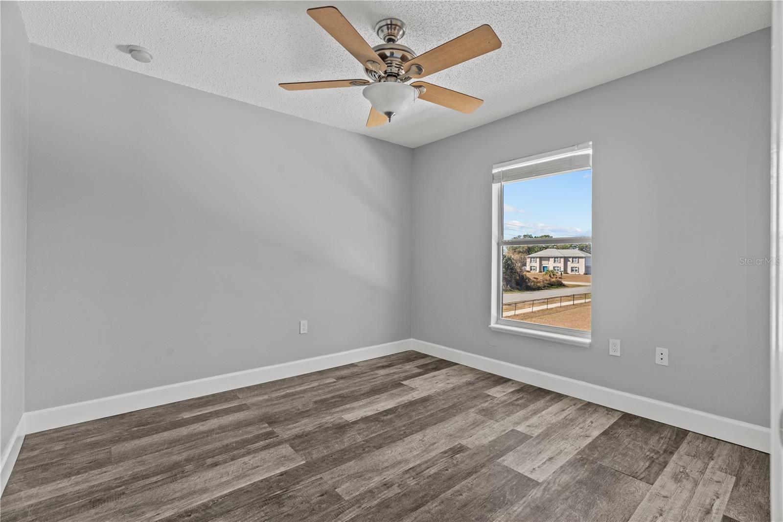 Image 40 of 46 For 3289 Tallwood Drive