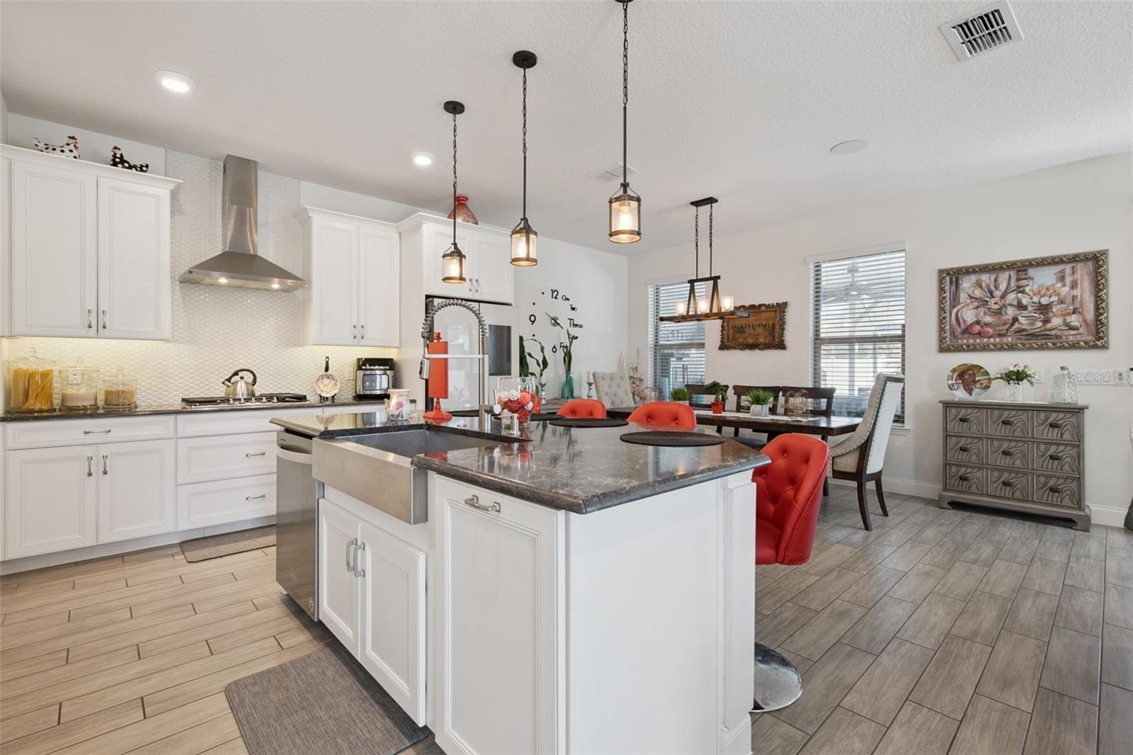 Image 10 of 46 For 9909 Aurea Moss Lane