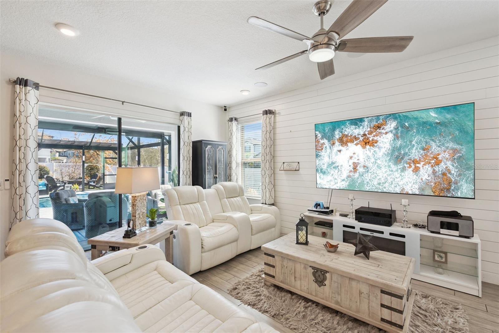 Image 6 of 46 For 9909 Aurea Moss Lane