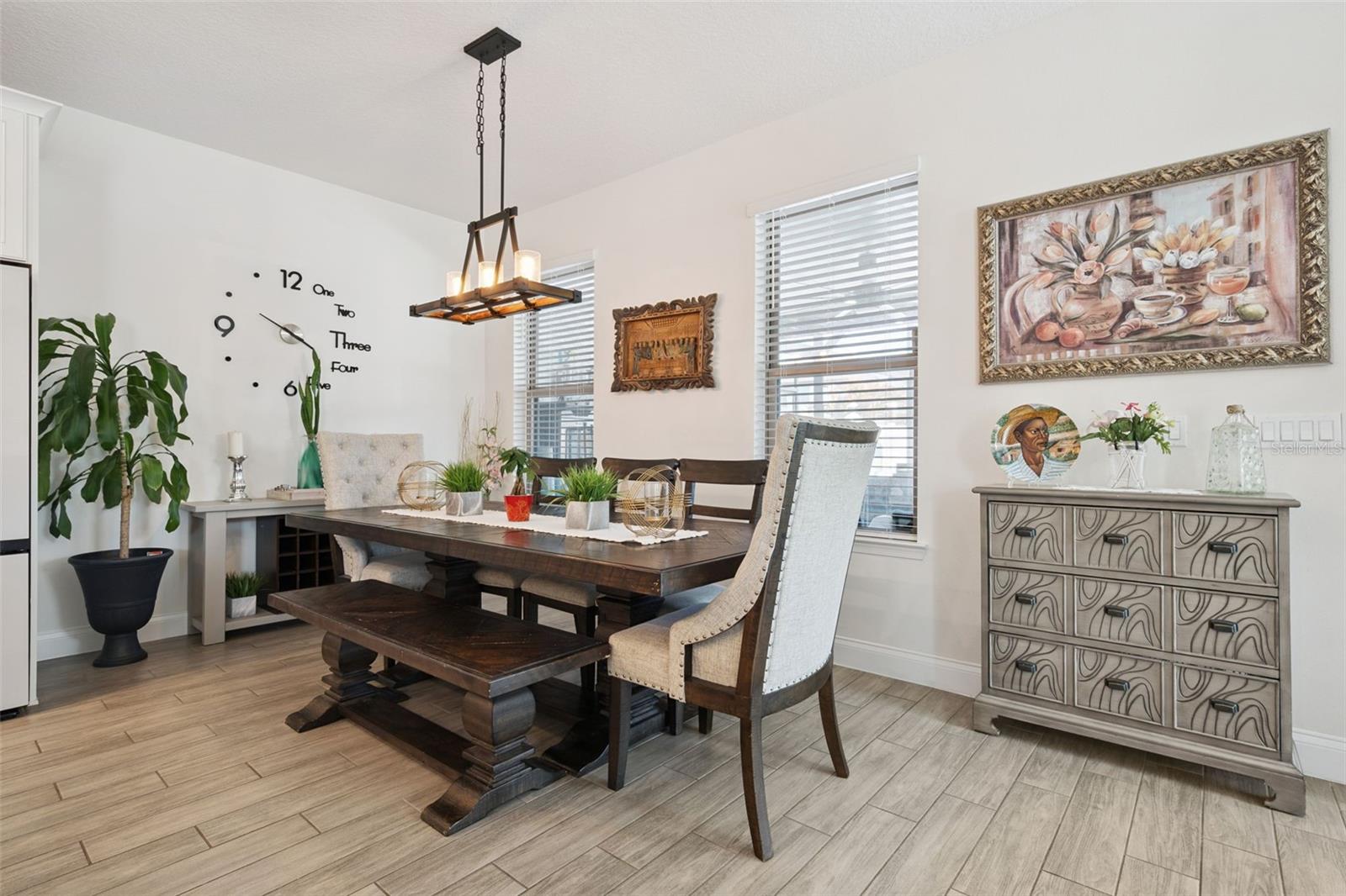 Image 8 of 46 For 9909 Aurea Moss Lane