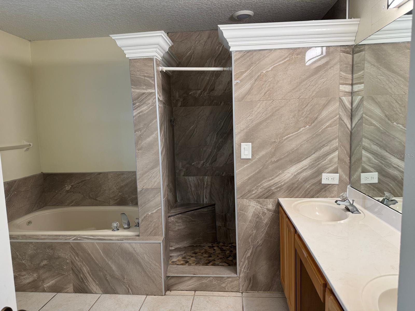 Image 11 of 16 For 14796 Yorkshire Run Drive