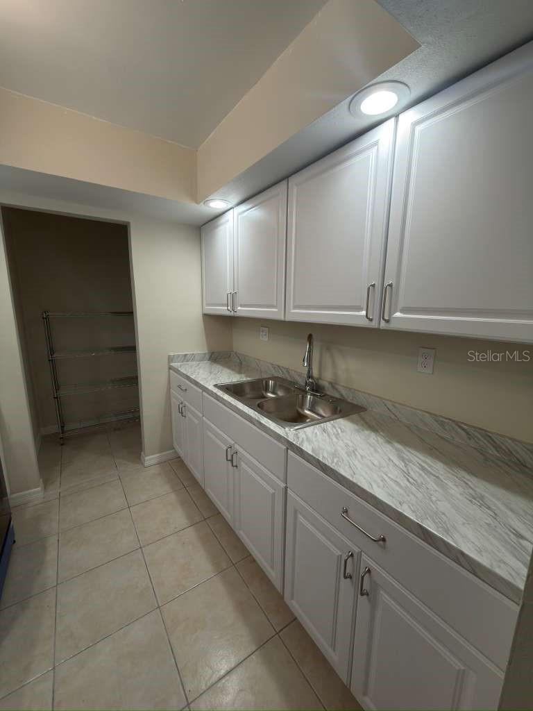 Image 6 of 12 For 1904 Honour Road 13