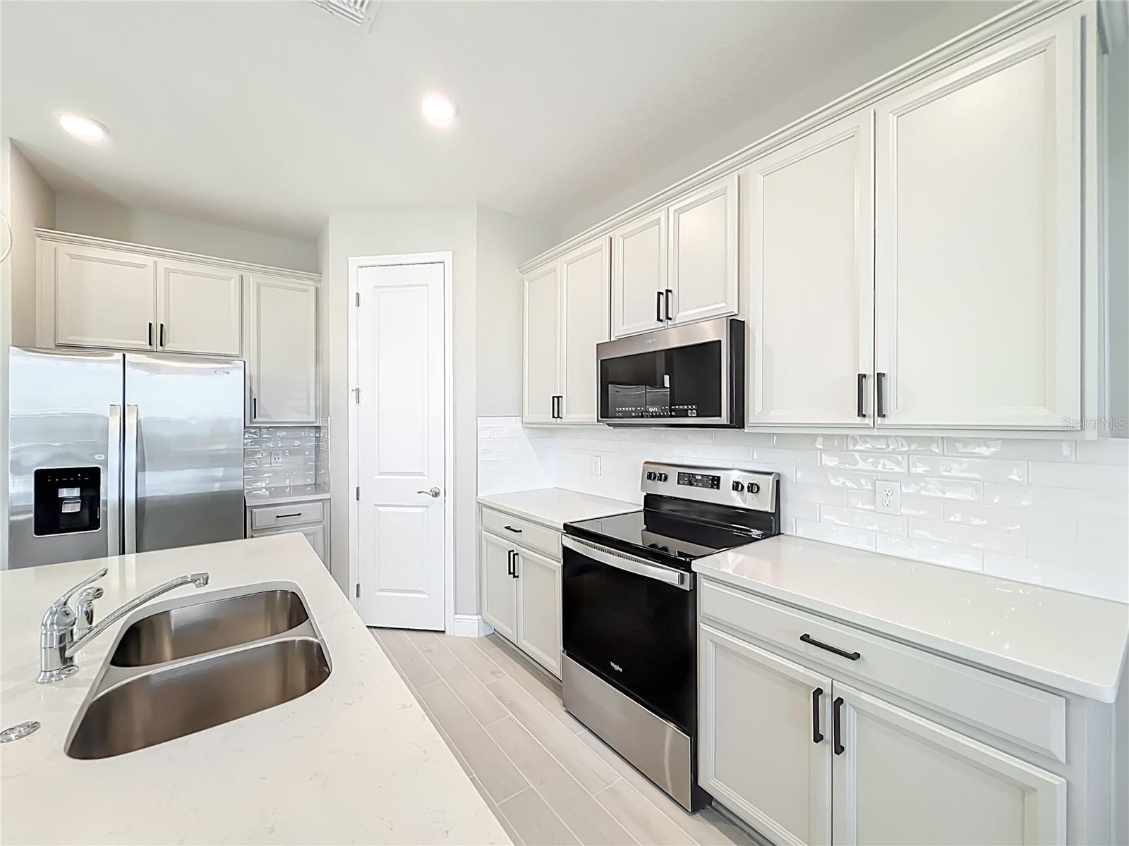 Image 11 of 48 For 14030 Frasier Street