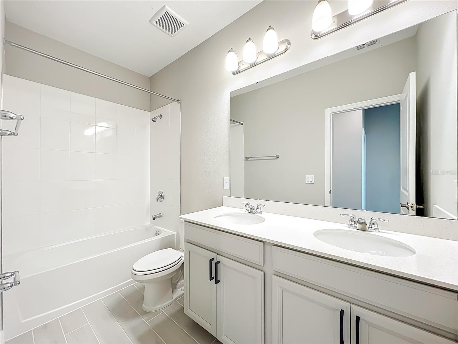 Image 34 of 48 For 14030 Frasier Street