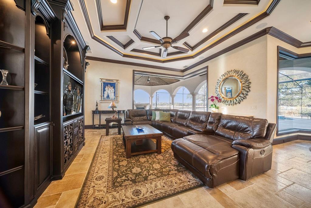 Listing photo id 23 for 17737 Deer Isle Circle