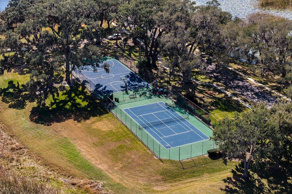 Listing photo id 66 for 17737 Deer Isle Circle