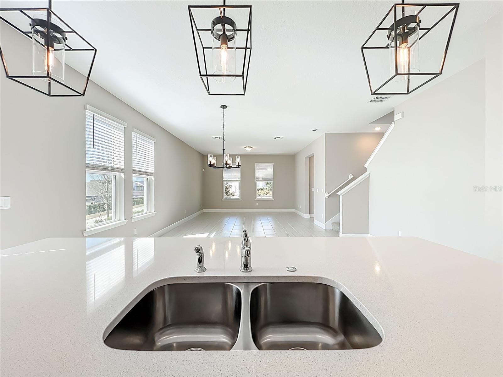 Image 15 of 51 For 4842 Lime Rickey Alley