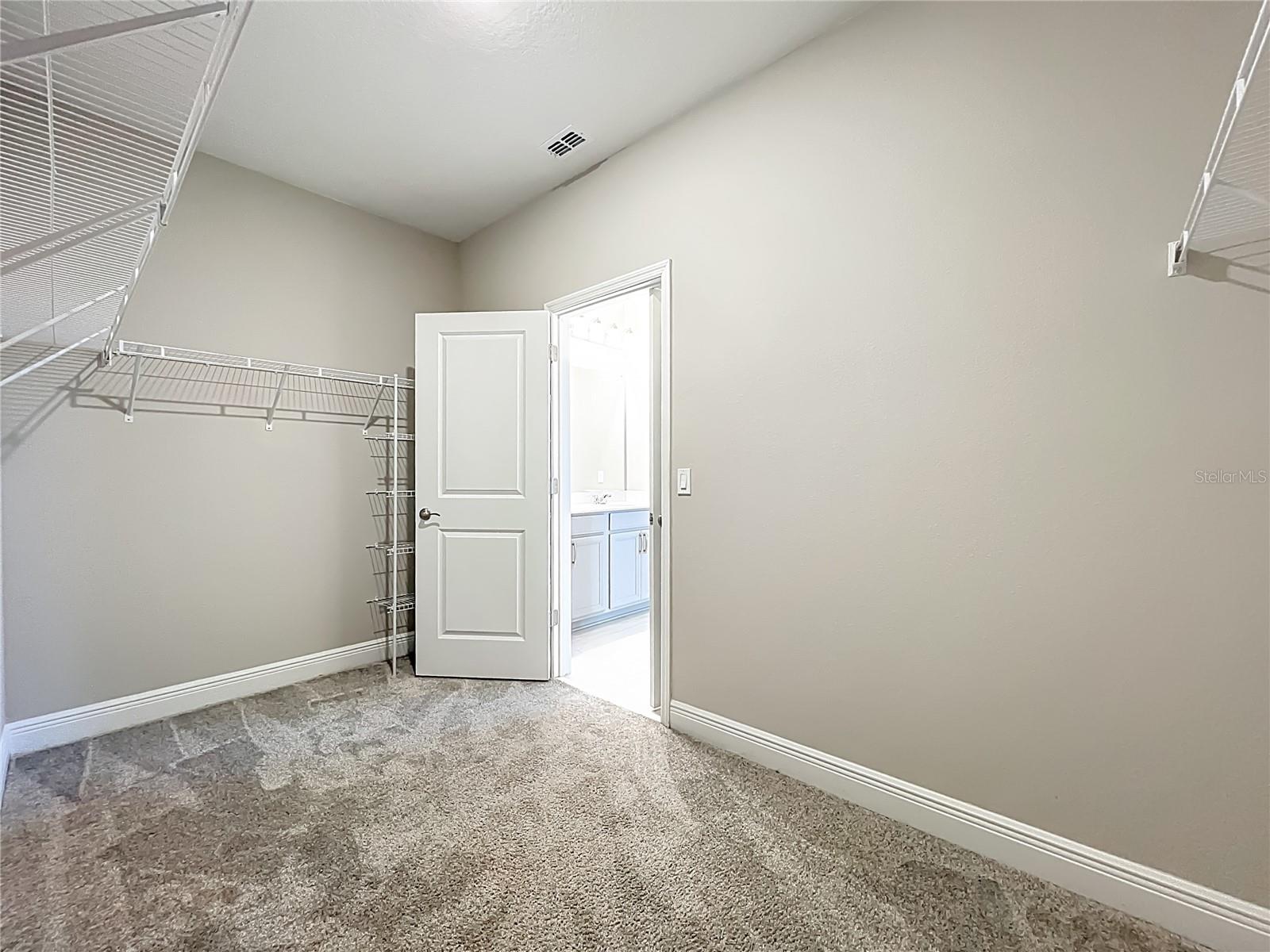 Image 29 of 51 For 4842 Lime Rickey Alley