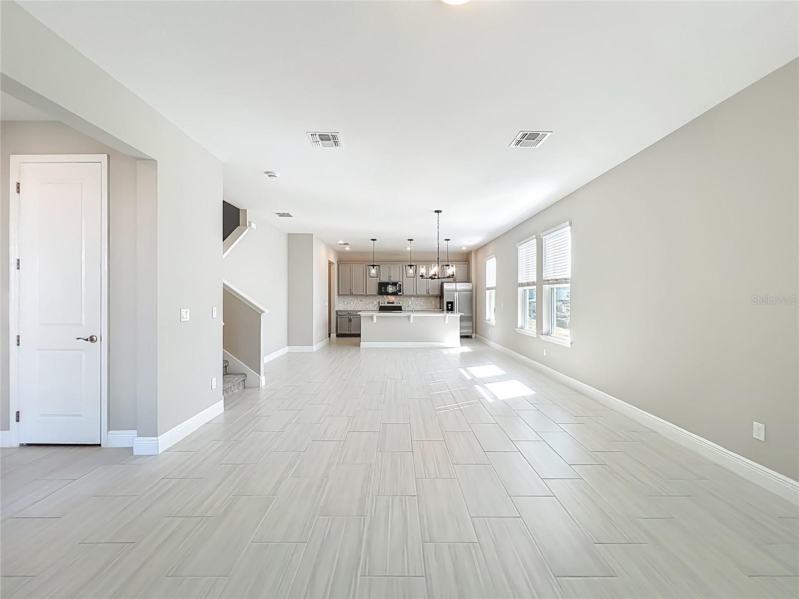 Image 8 of 51 For 4842 Lime Rickey Alley