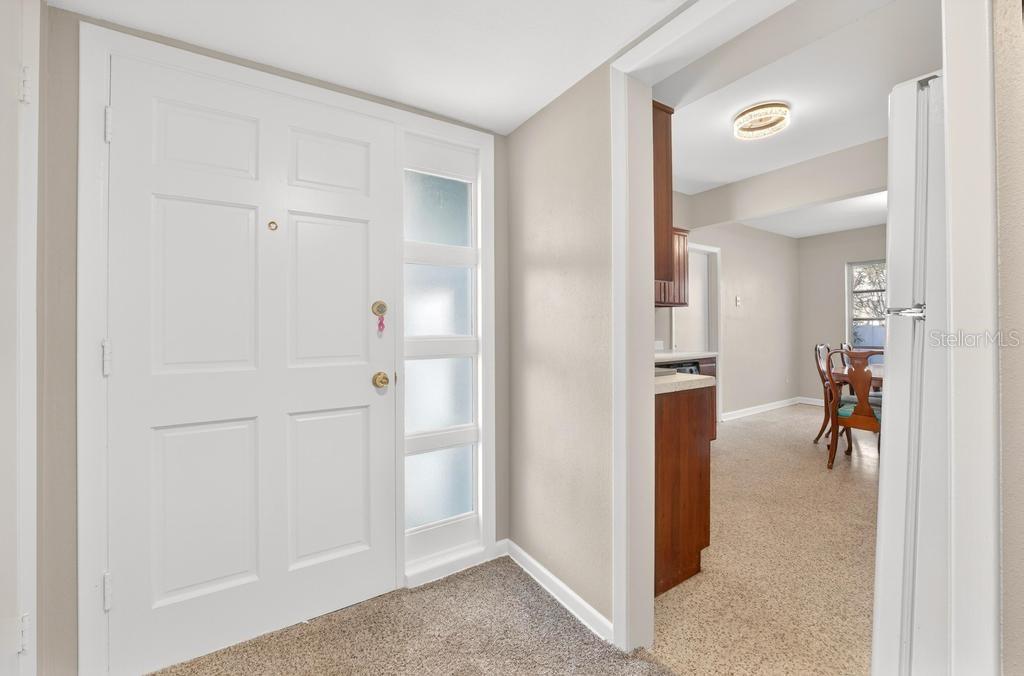 Image 11 of 76 For 419 Krueger Street