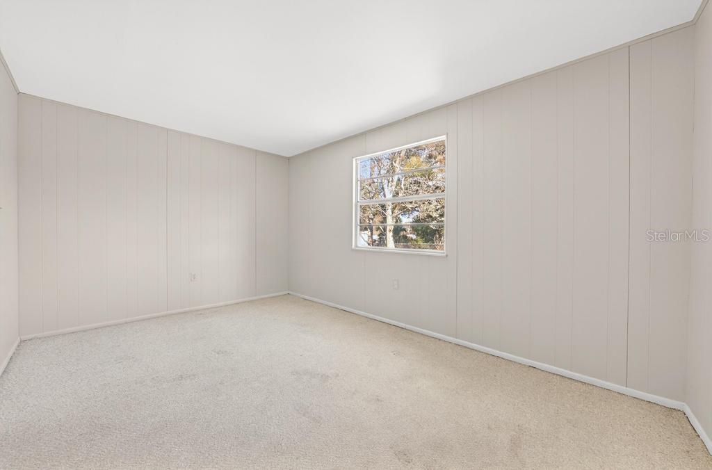 Image 26 of 76 For 419 Krueger Street