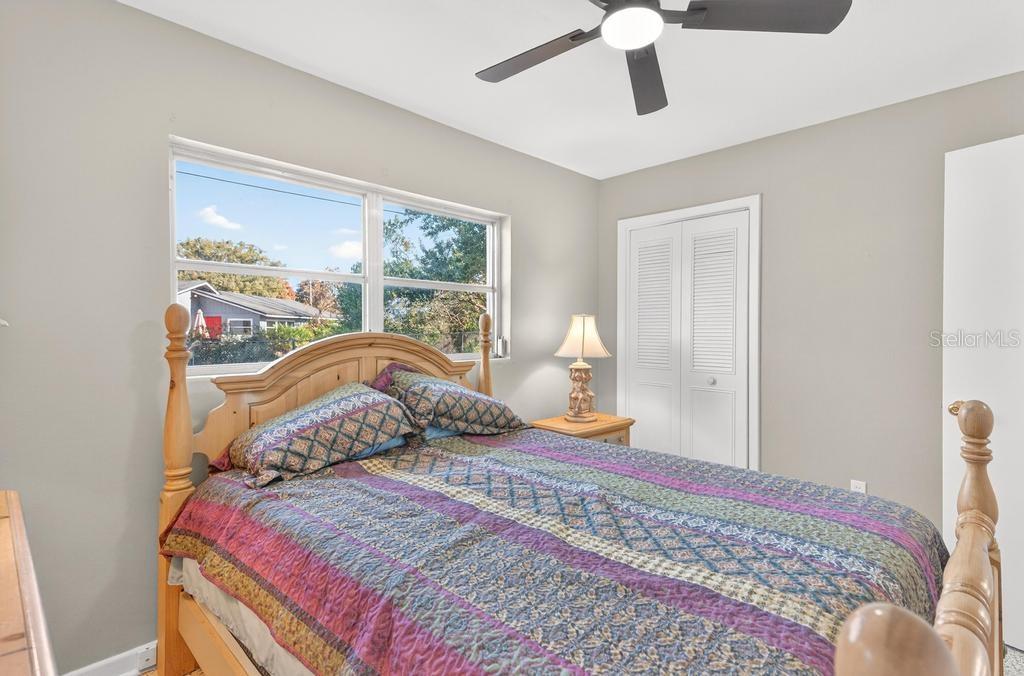 Image 39 of 76 For 419 Krueger Street