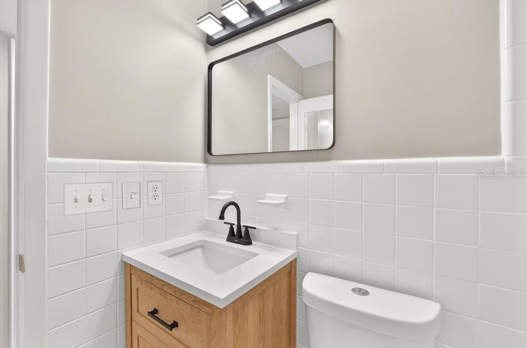 Image 43 of 76 For 419 Krueger Street