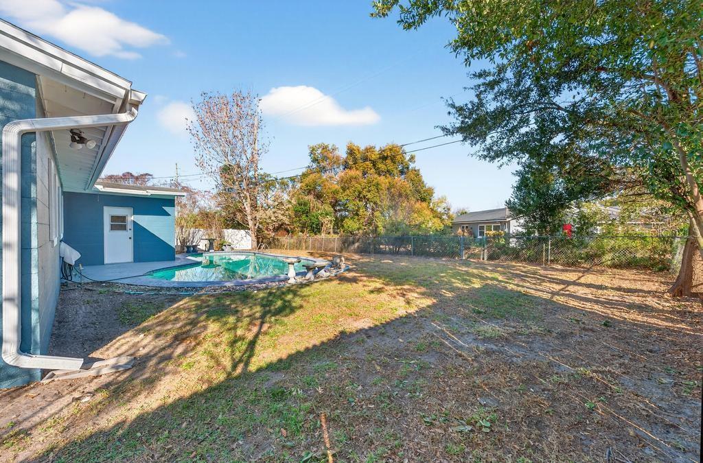 Image 60 of 76 For 419 Krueger Street