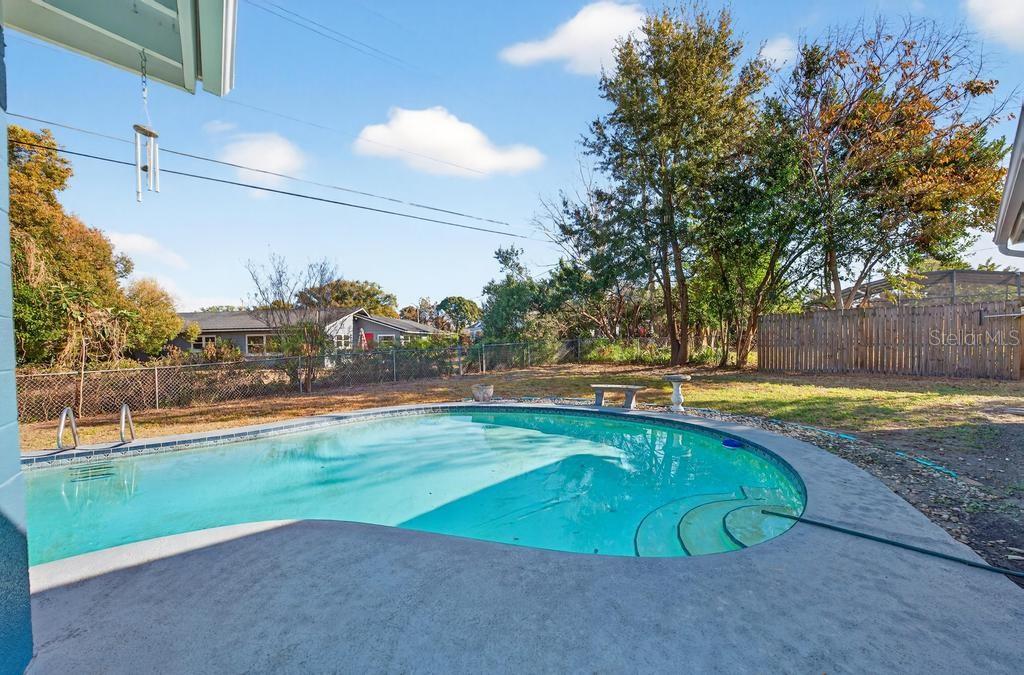 Image 61 of 76 For 419 Krueger Street