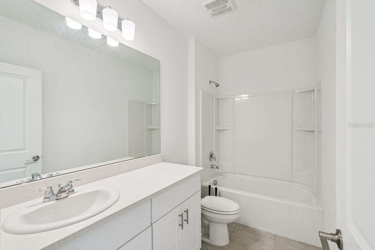 Image 17 of 24 For 33813 Sky Blossom Circle