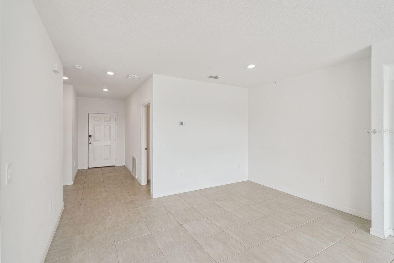 Image 8 of 24 For 33813 Sky Blossom Circle