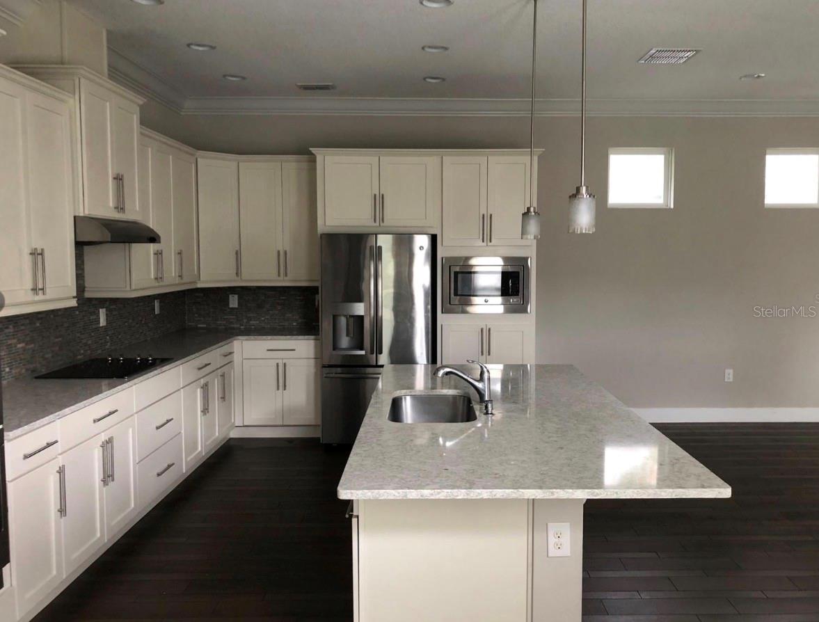 Image 11 of 23 For 9112 Yonath Street