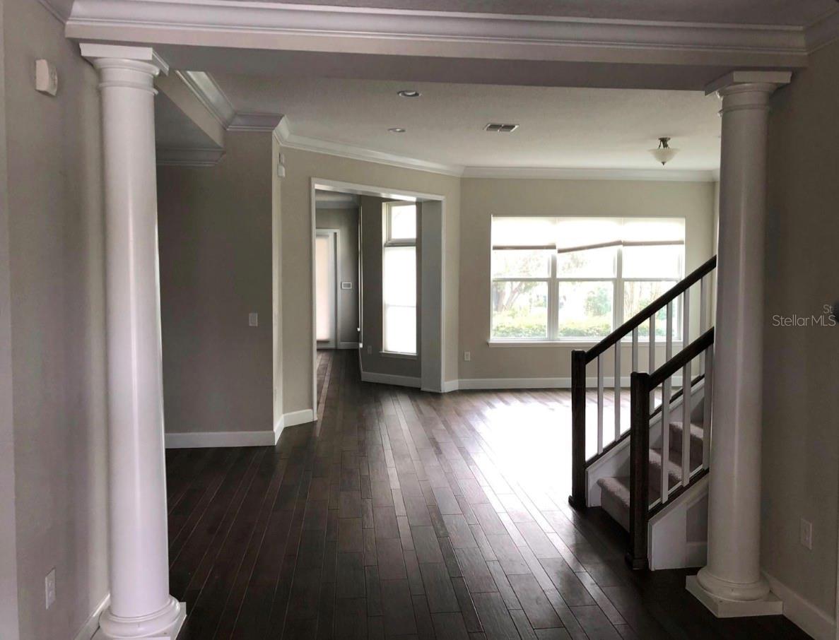 Image 5 of 23 For 9112 Yonath Street