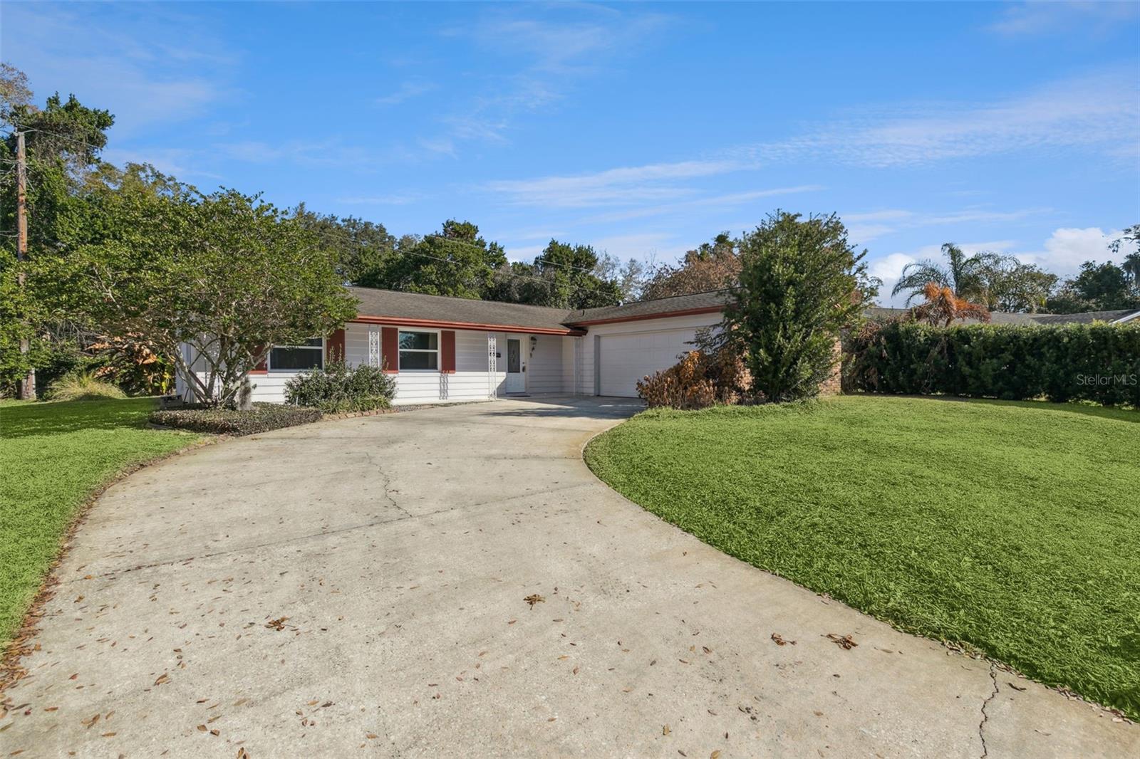 Image 2 of 33 For 521 Mason Street