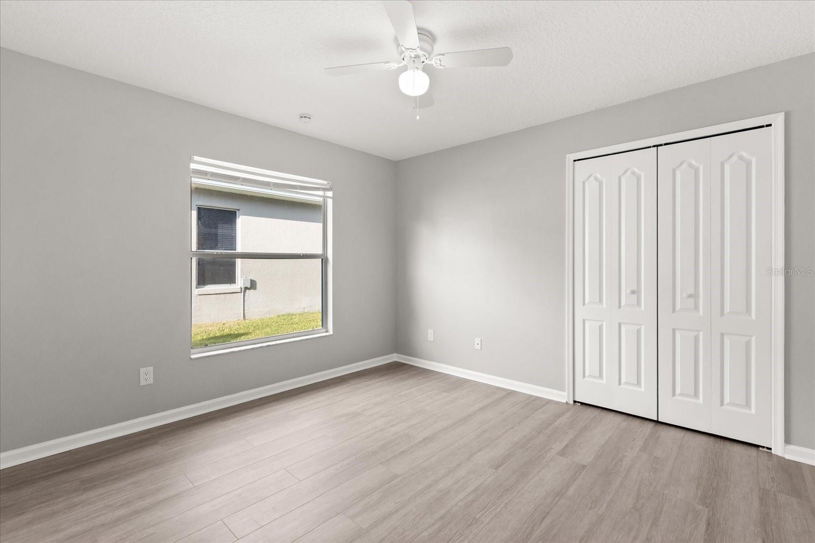 Image 14 of 39 For 523 Saddlewood Lane