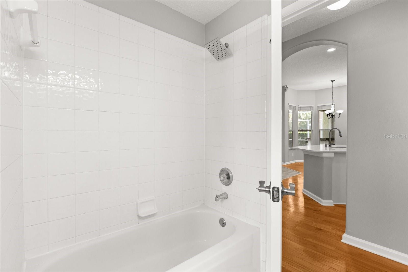 Image 18 of 39 For 523 Saddlewood Lane