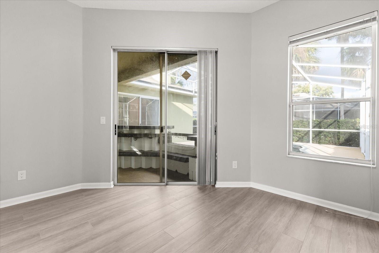 Image 26 of 39 For 523 Saddlewood Lane