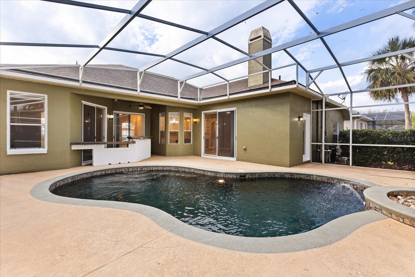 Image 32 of 39 For 523 Saddlewood Lane