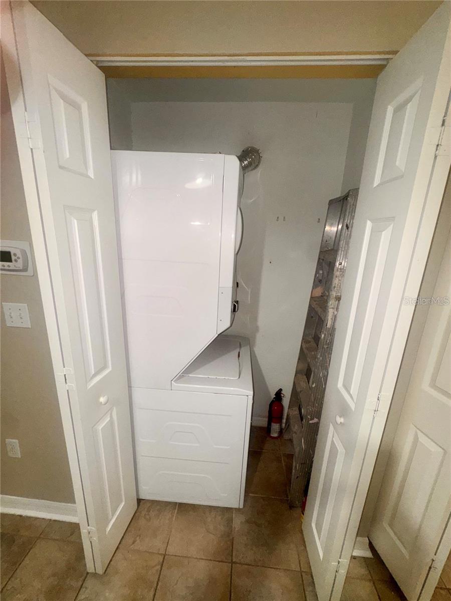 Image 13 of 17 For 145 Reserve Circle 113