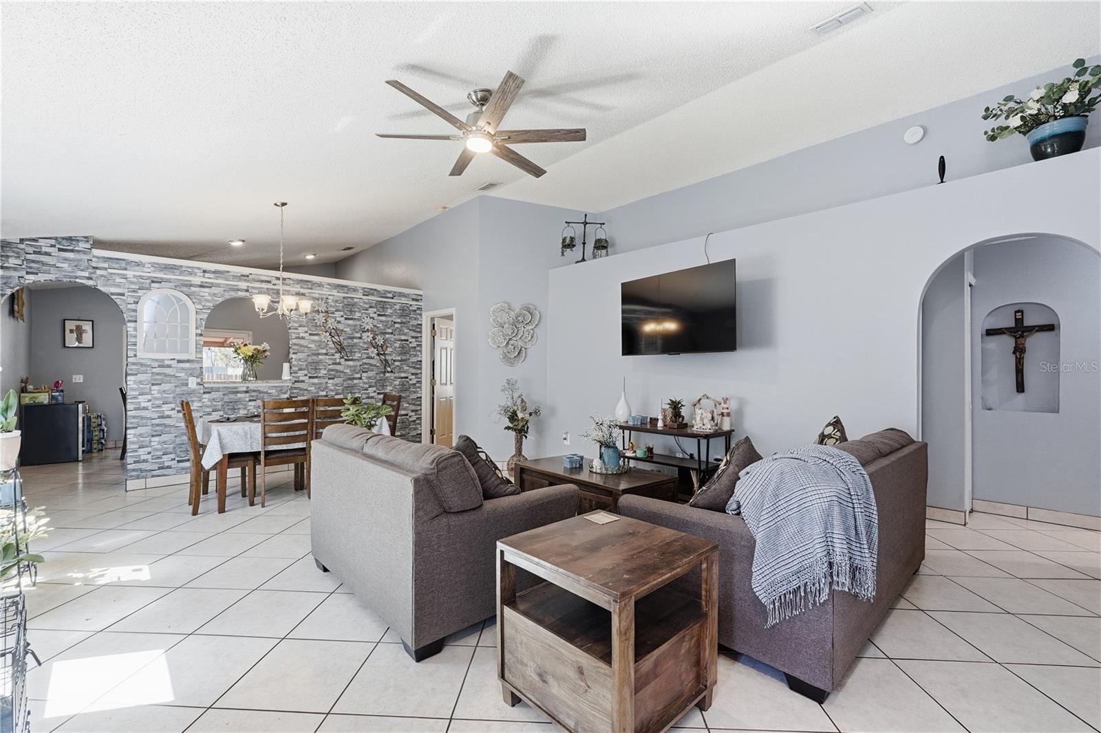 Image 12 of 32 For 139 Placid Woods Court