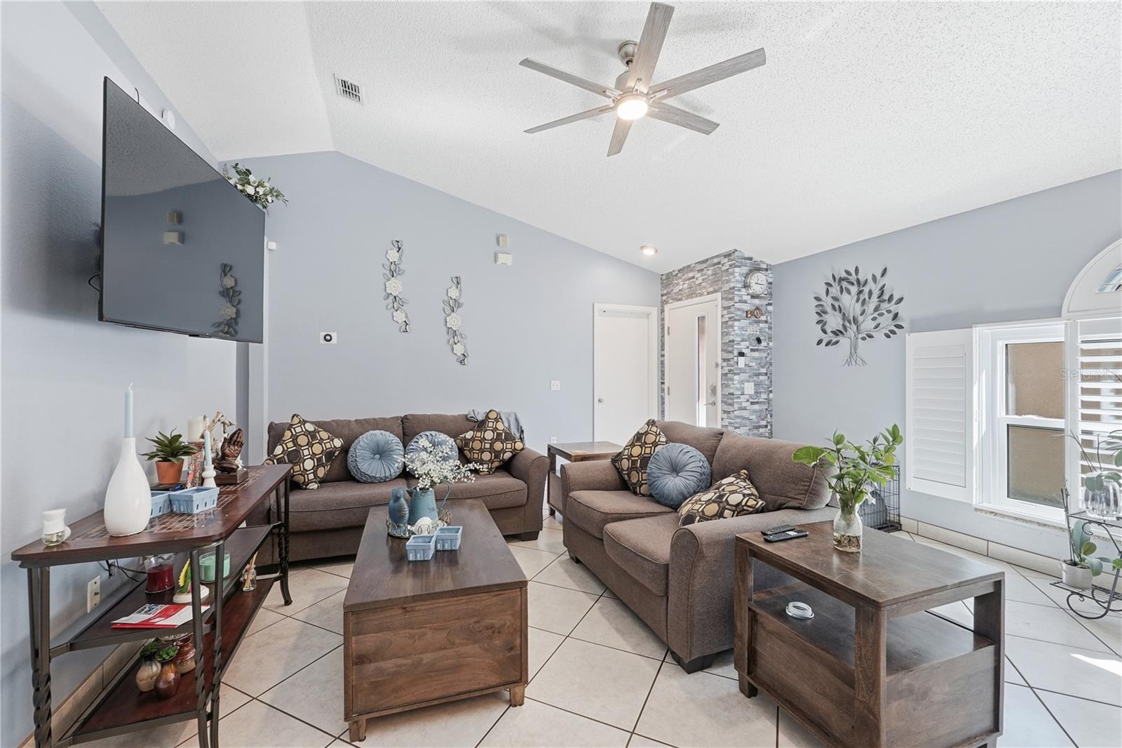 Image 14 of 32 For 139 Placid Woods Court