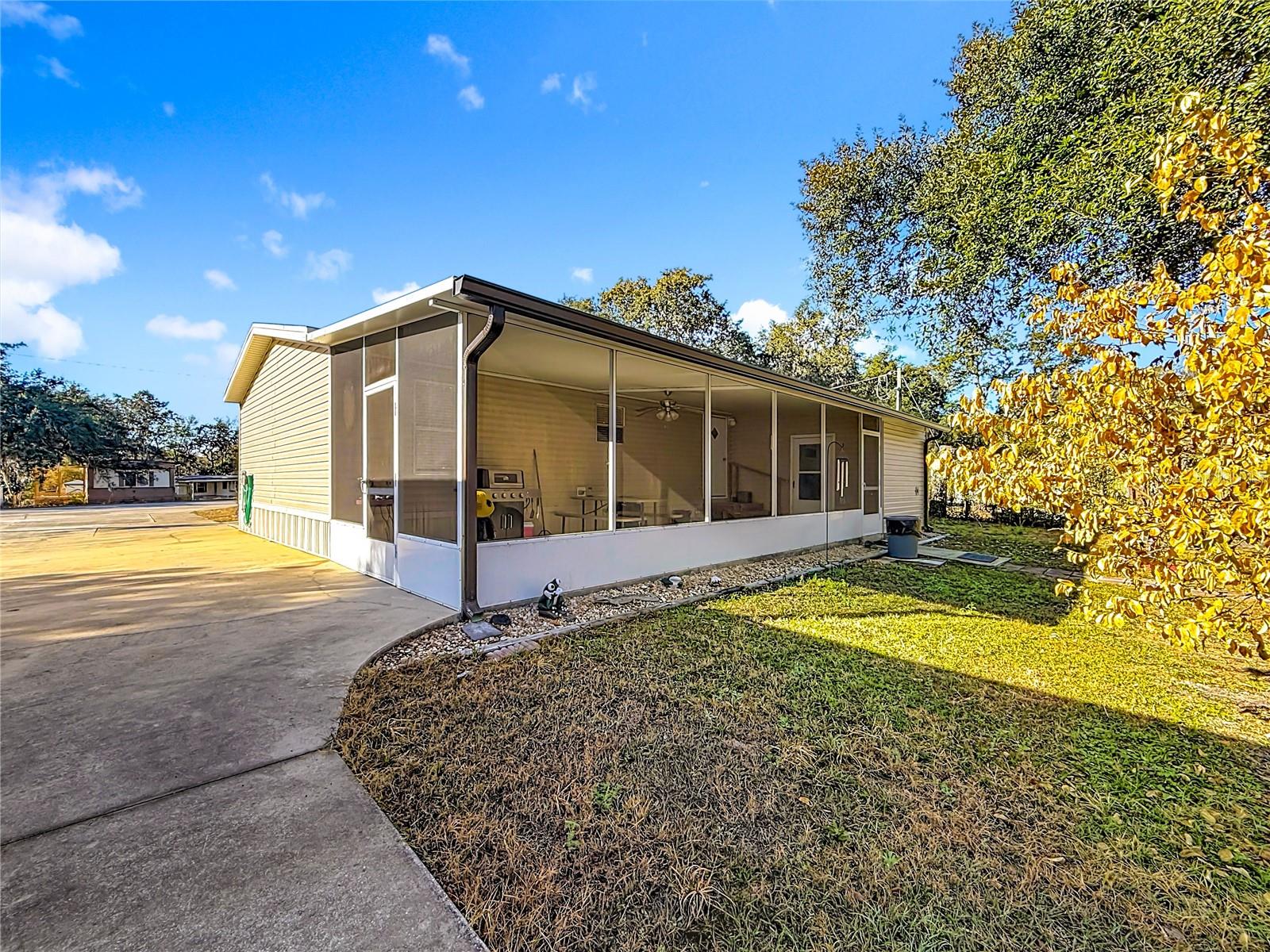 Image 20 of 23 For 18845 18th Place