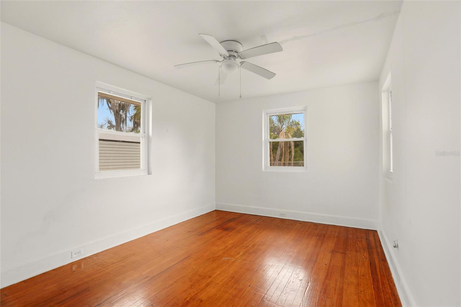 Image 19 of 34 For 404 Whidden Street