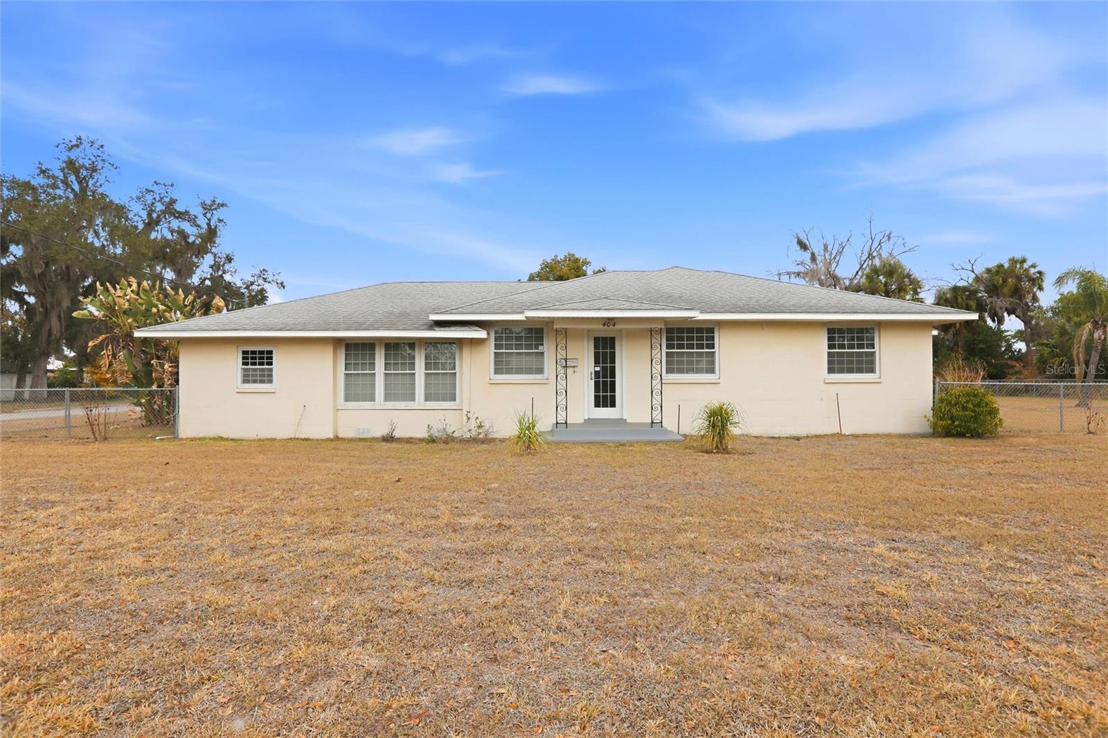 Image 2 of 34 For 404 Whidden Street