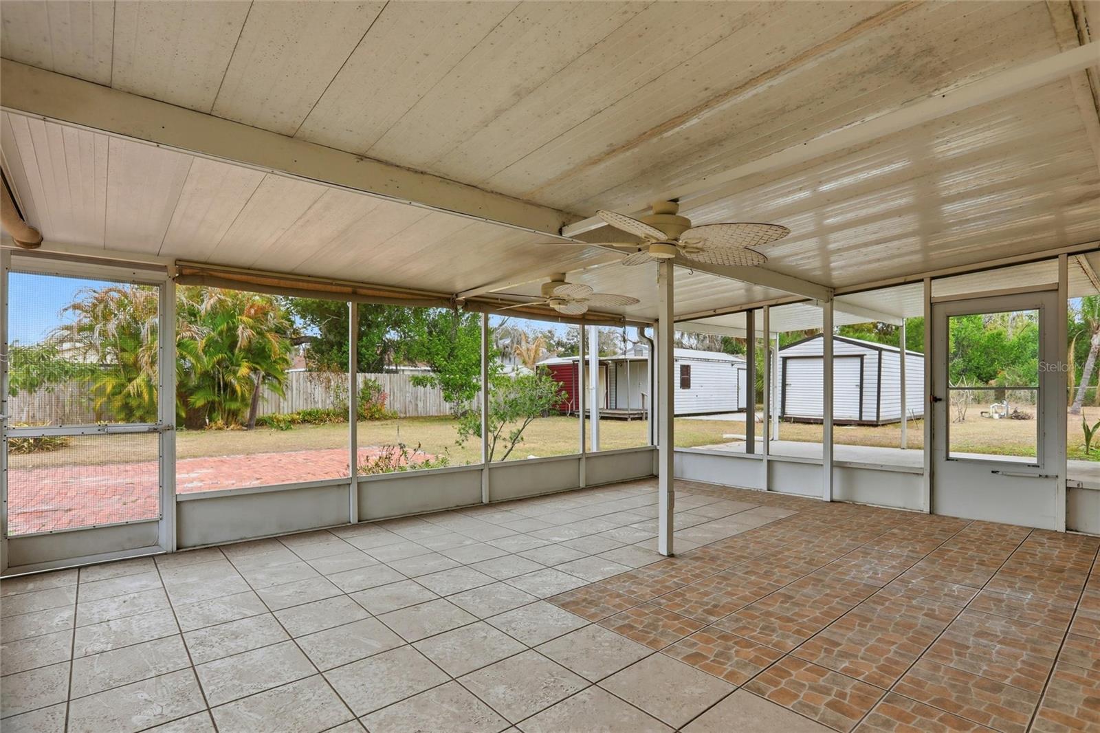 Image 28 of 34 For 404 Whidden Street