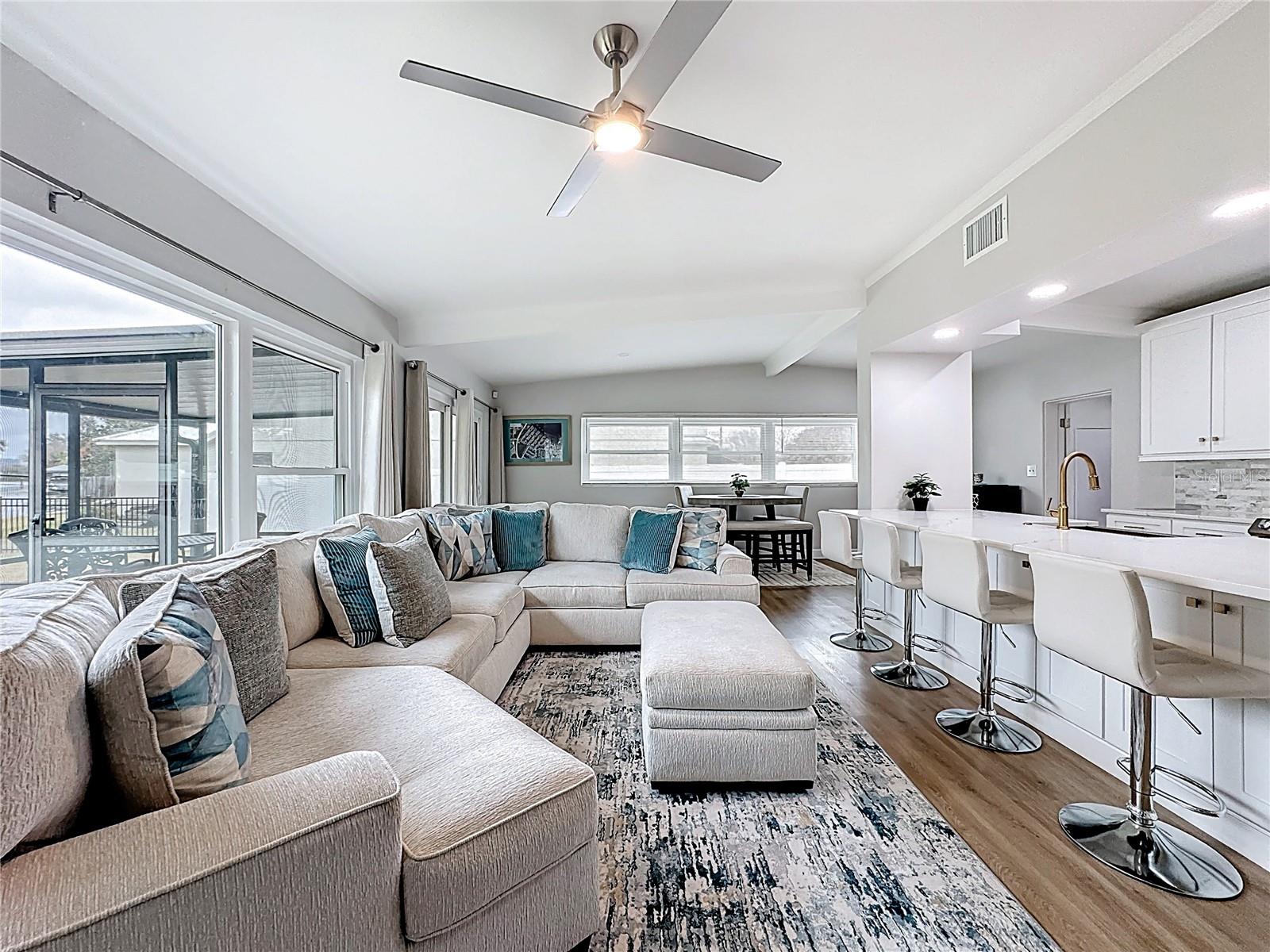 Image 14 of 50 For 2705 Gulfstream Road