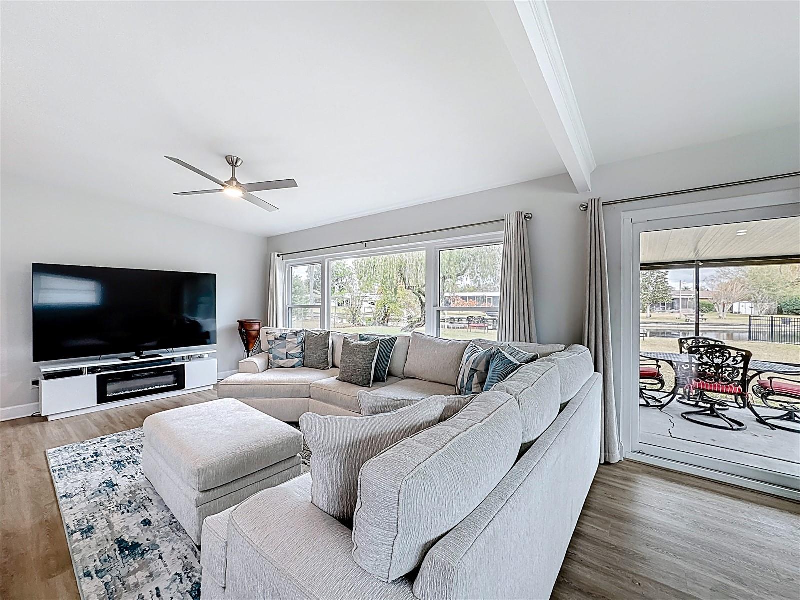 Image 16 of 50 For 2705 Gulfstream Road