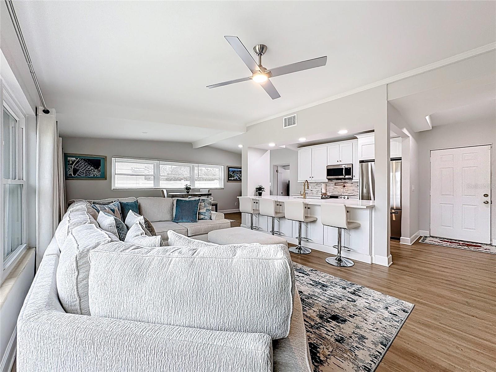 Image 18 of 50 For 2705 Gulfstream Road