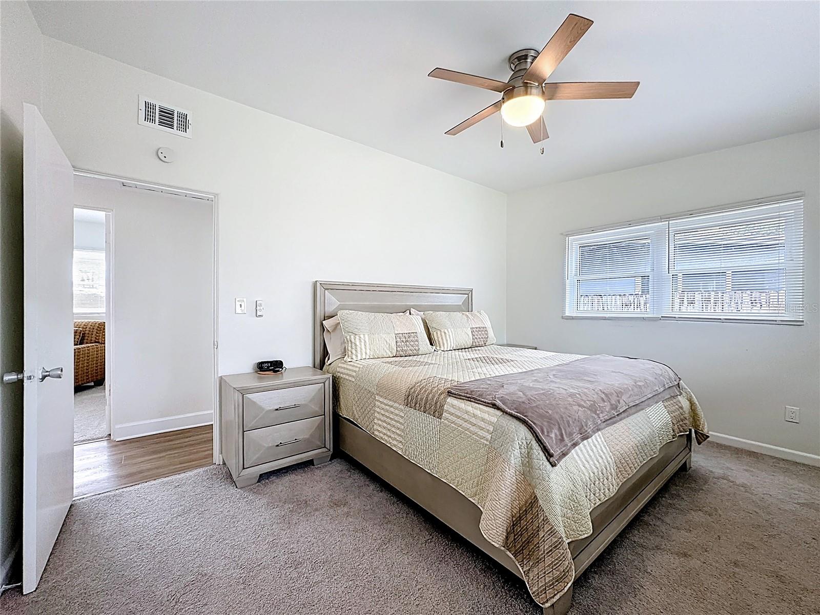 Image 24 of 50 For 2705 Gulfstream Road