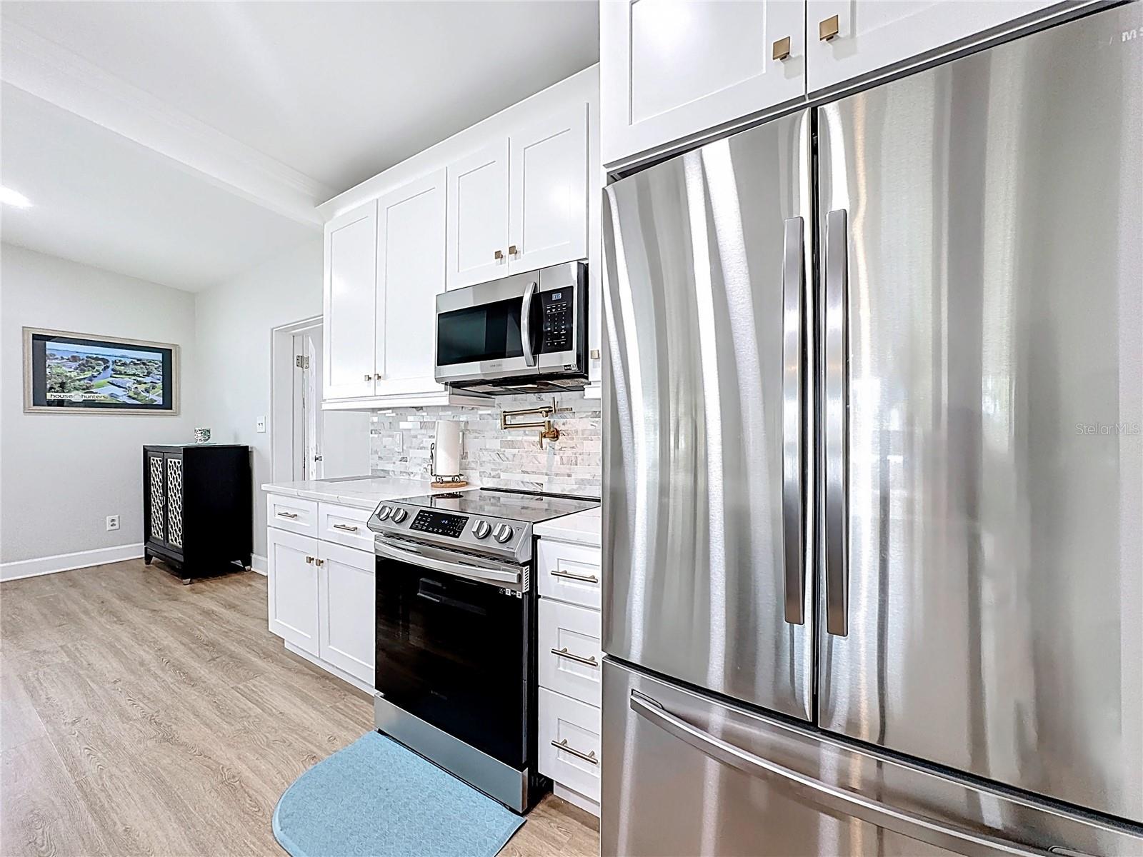 Image 6 of 50 For 2705 Gulfstream Road