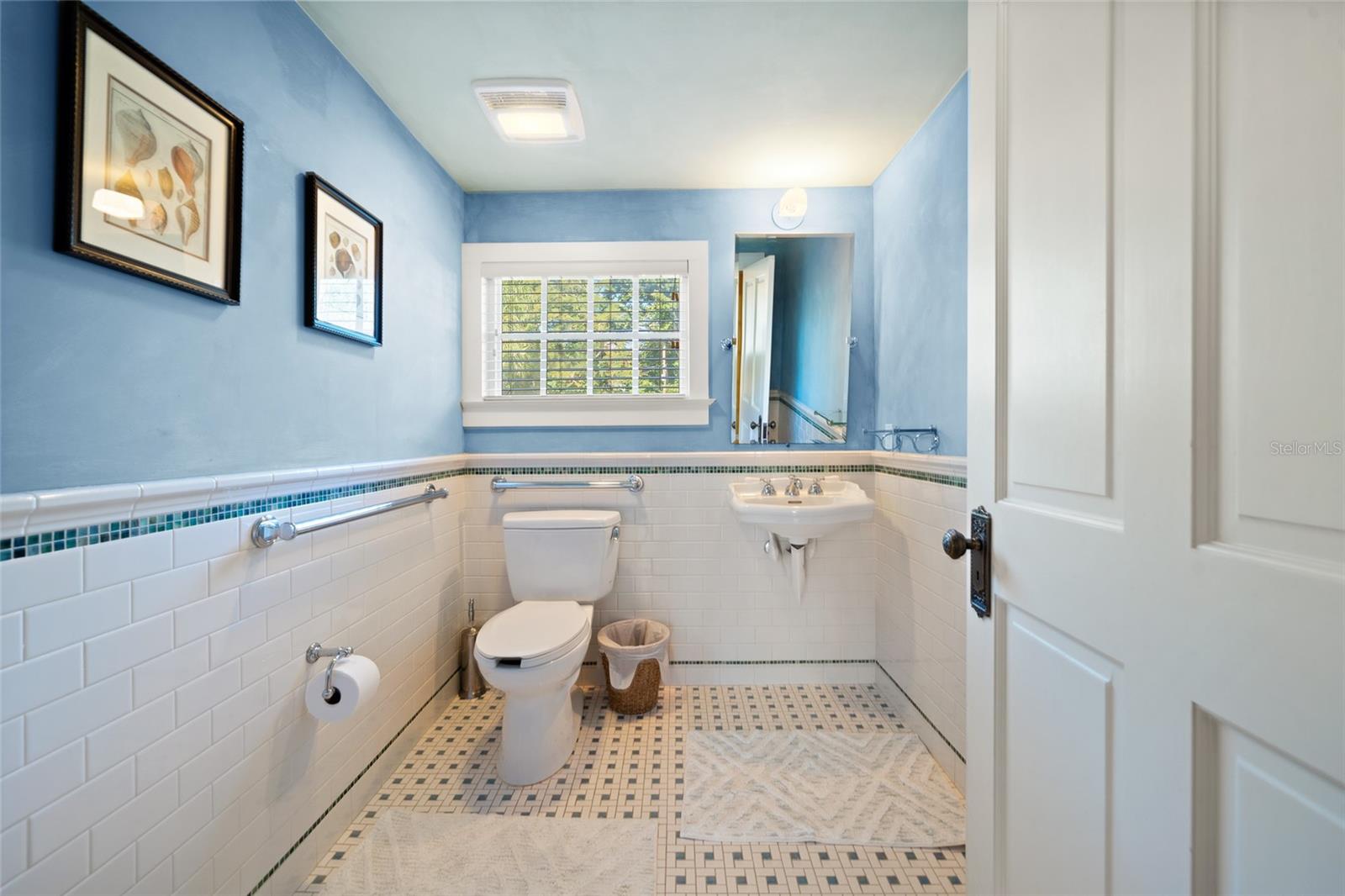 Image 27 of 91 For 11 Mitchell Street