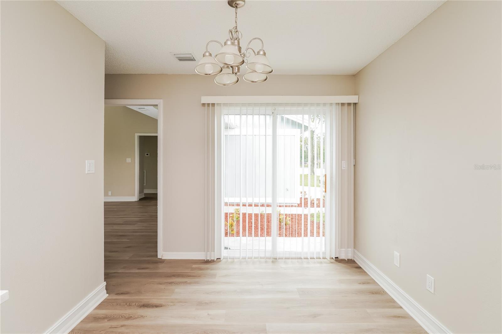 Image 4 of 16 For 6317 Boylston Way