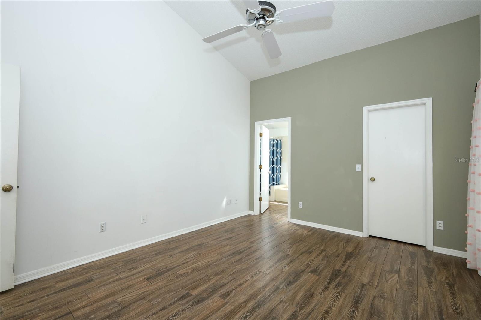 Image 15 of 32 For 4192 Buglers Rest Place