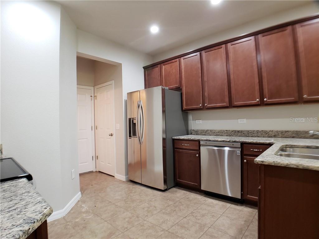 Image 6 of 36 For 8636 Powder Ridge Trail