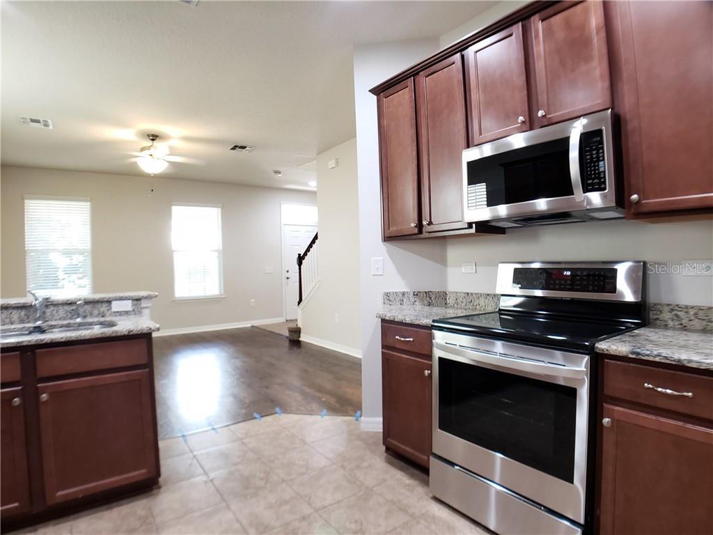 Image 7 of 36 For 8636 Powder Ridge Trail