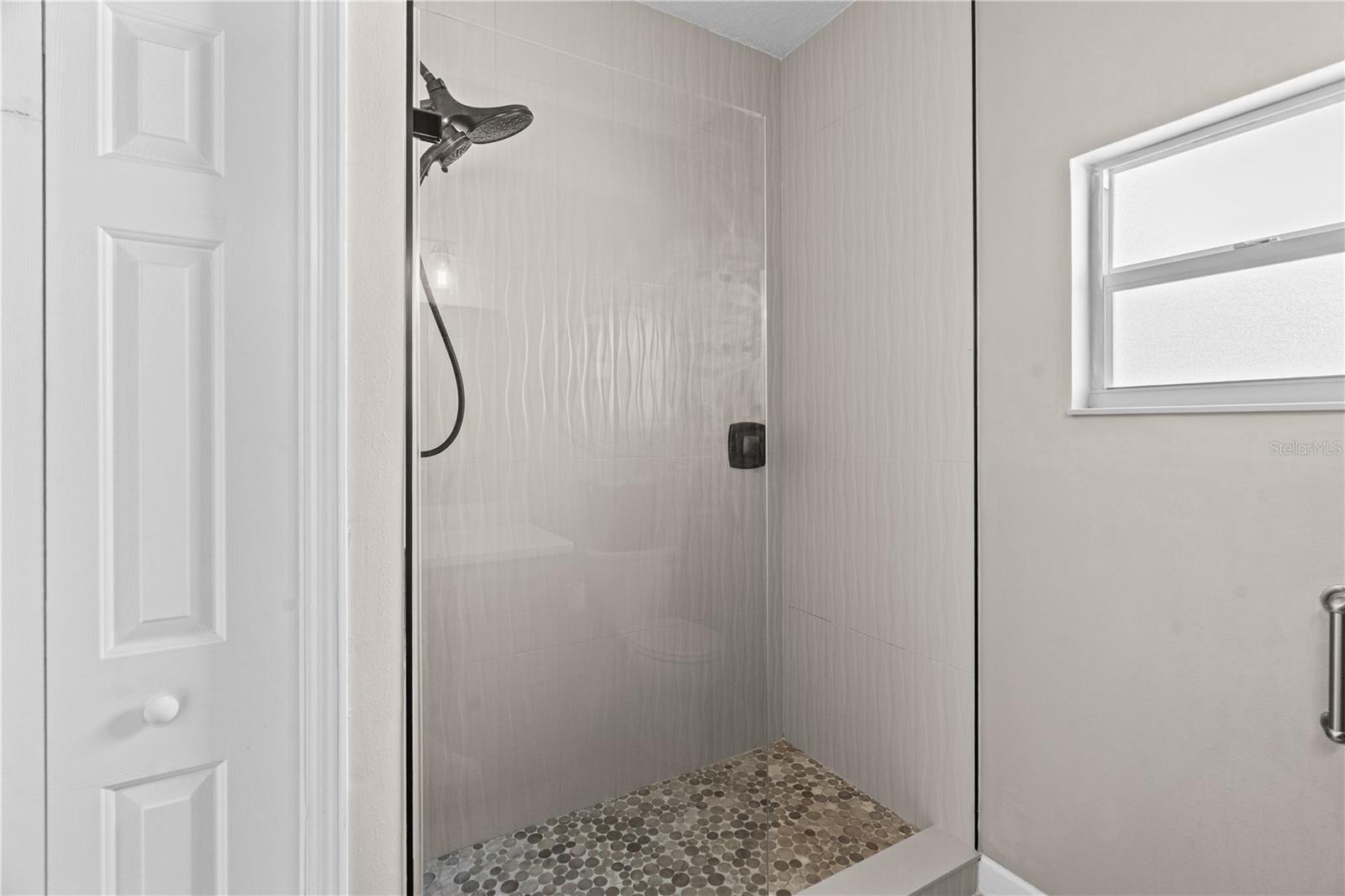 Image 31 of 60 For 5039 Greenbriar Trail