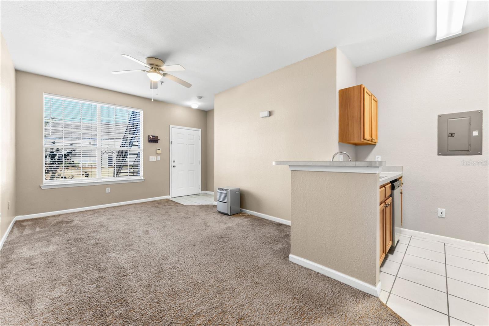 Image 16 of 31 For 8917 Lee Vista Boulevard 2807