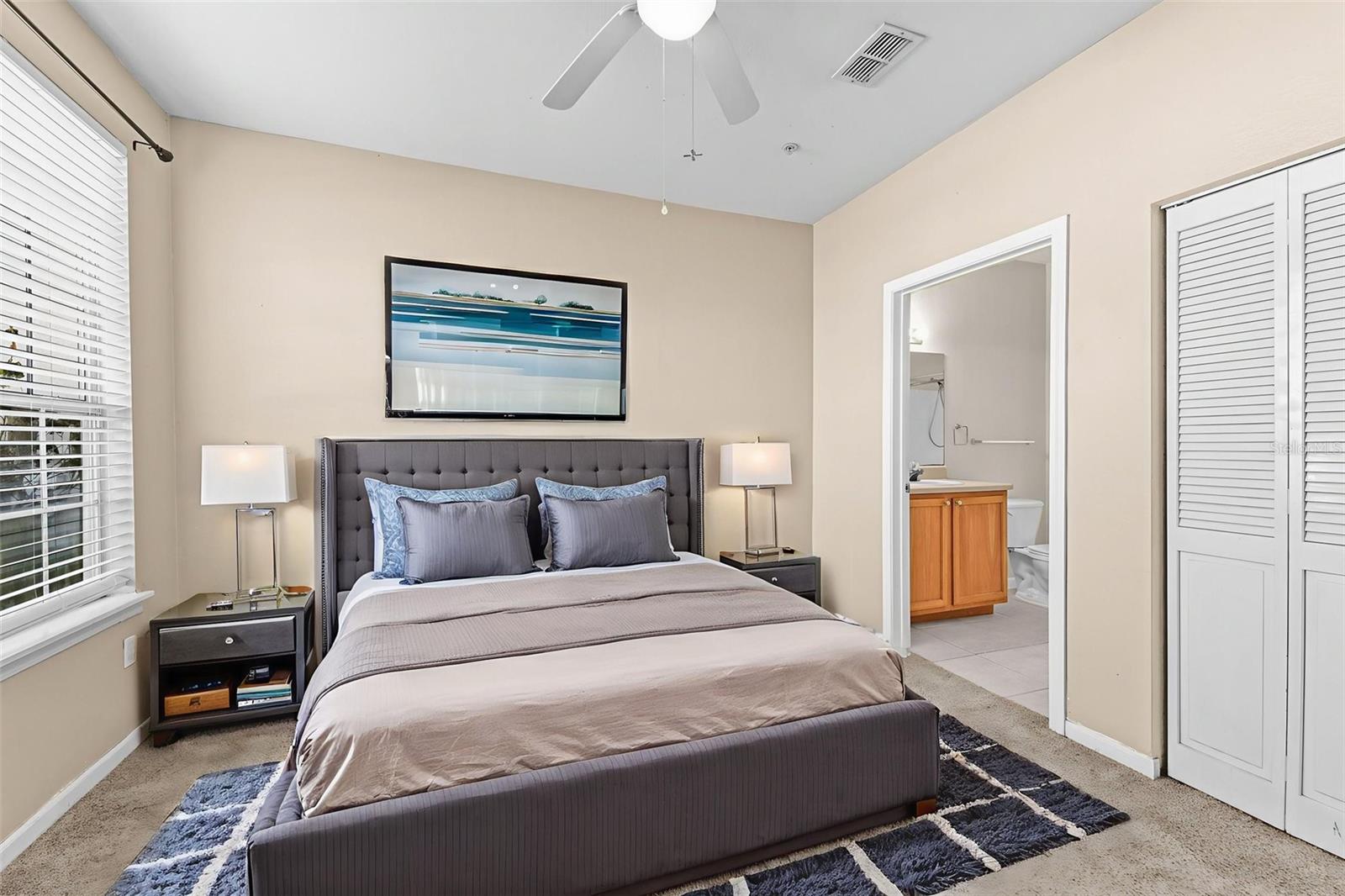 Image 18 of 31 For 8917 Lee Vista Boulevard 2807